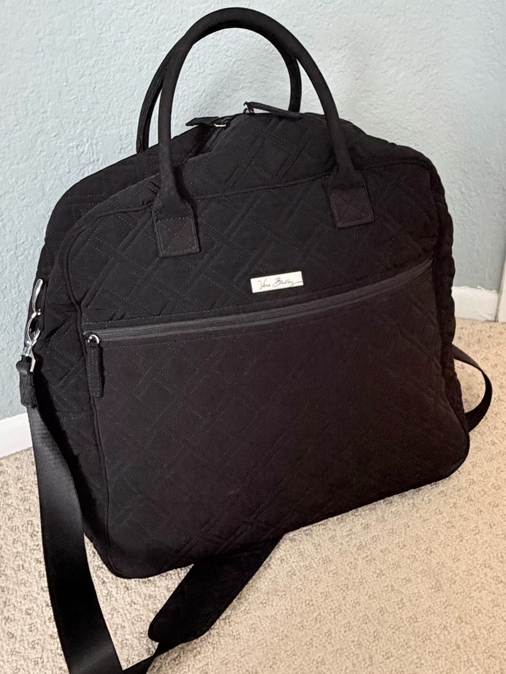Vera Bradley Grand Traveler
Weekend Bag Black Quilted CarryOn Overnight Duffle